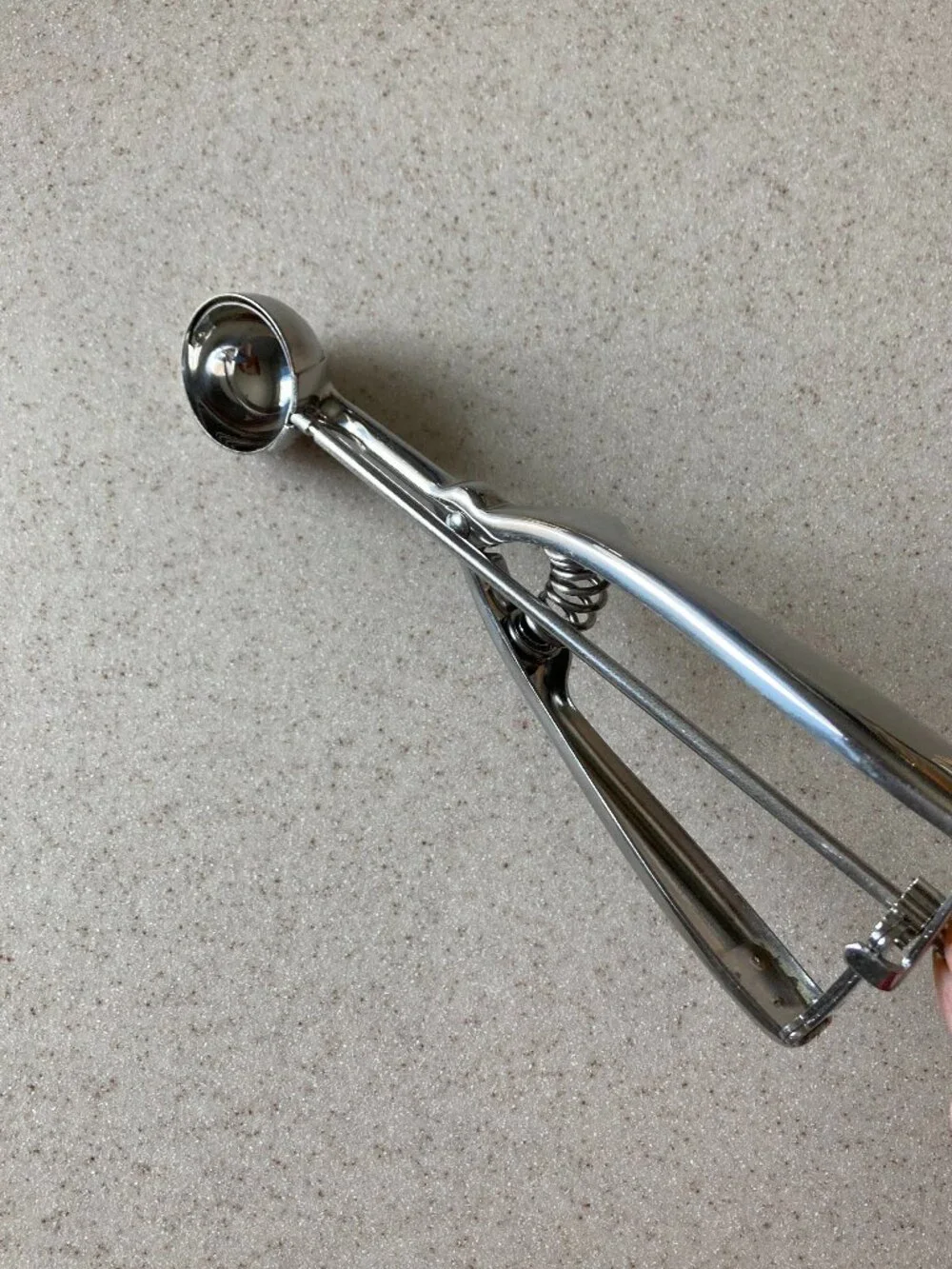 NIB The Pampered Chef Small Stainless Steel Scoop - 1 Tablespoon